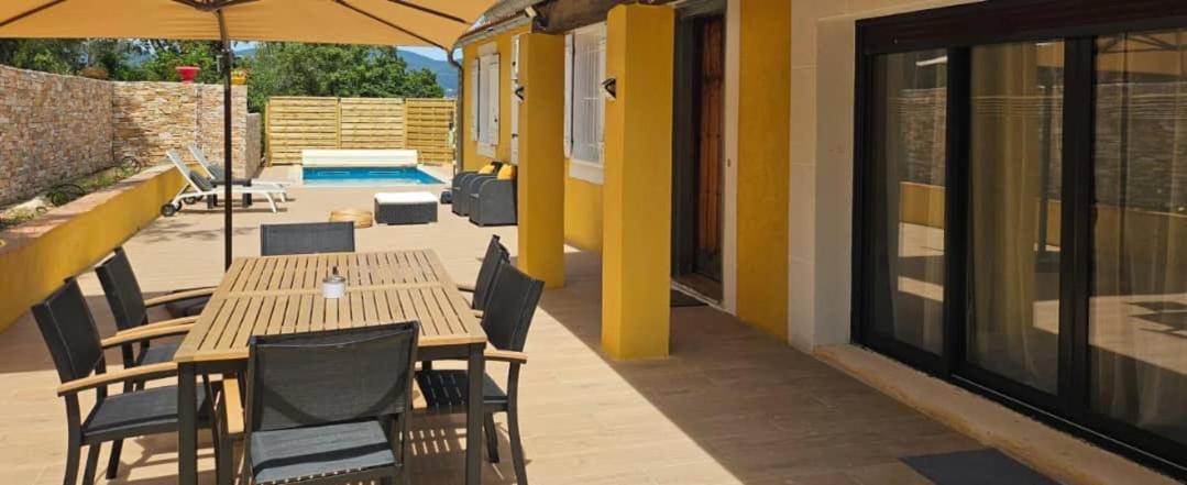 Magnifique Villa Avec Piscine, Sauna Et Hammam La Crau Exteriör bild